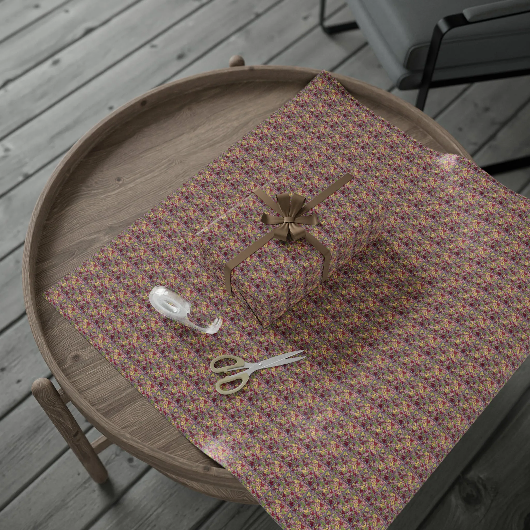 Floral Dynamic Wrapping Paper