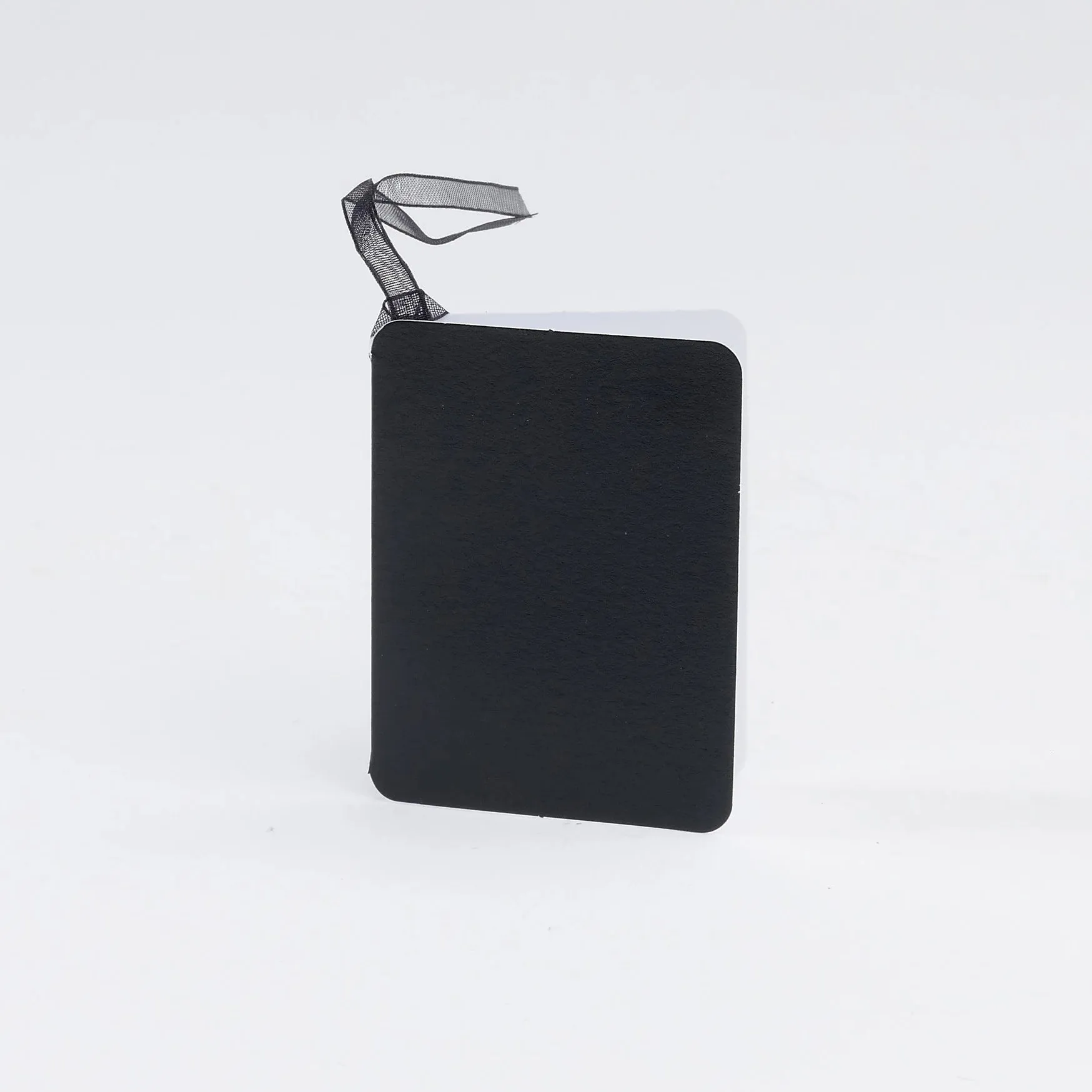 Luxury Pearl Black Gift Tags (25)